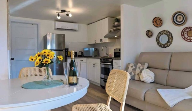 Urban Limoilou 6 guests AC 1 Free Parking