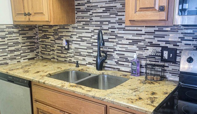 Urban Living - 2 Bed and 1 Bath