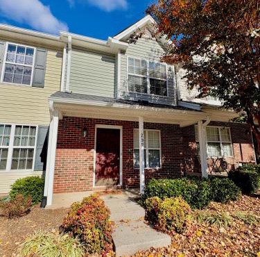 Urban Nova Stay - Perfectly located Greensboro