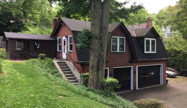 Urban Oasis Carriage House - US Open