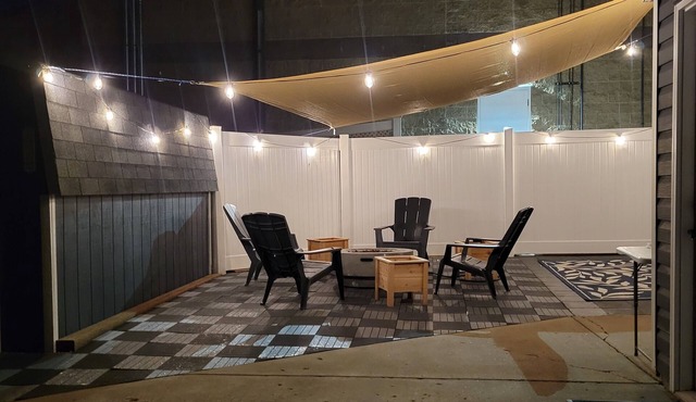 Urban Oasis: Cozy 2-bedroom apartment in the center of Saint Joseph
