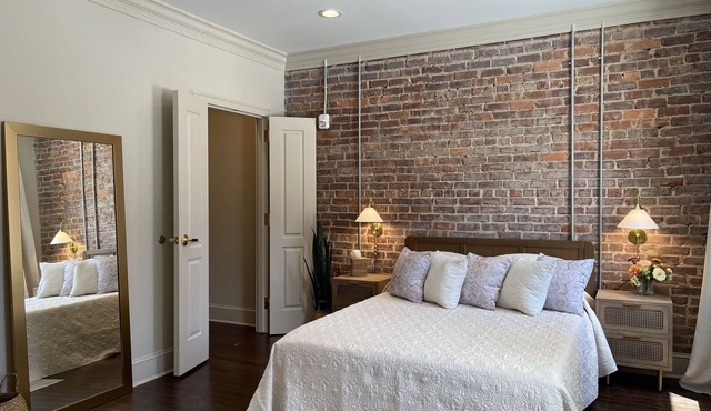 Urban Oasis-Downtown Columbia-Newly Renovated
