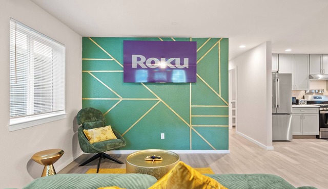 Urban Oasis in the Heart of Sacramento!