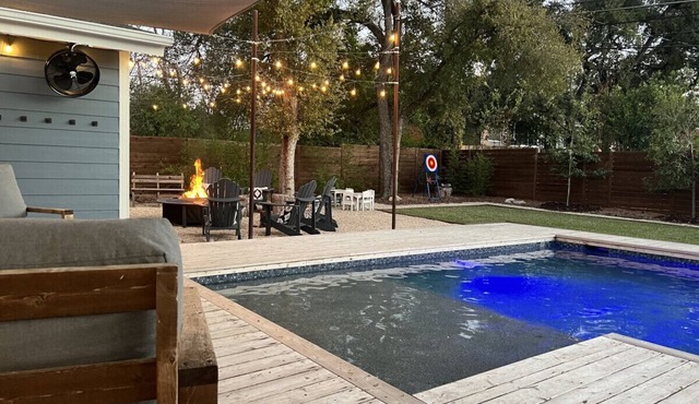 Urban Oasis: Pool Retreat – Downtown, ACL & F 1