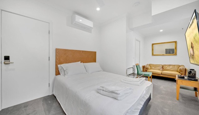 Urban Oasis: Prime Access to Melbourne’s CBD