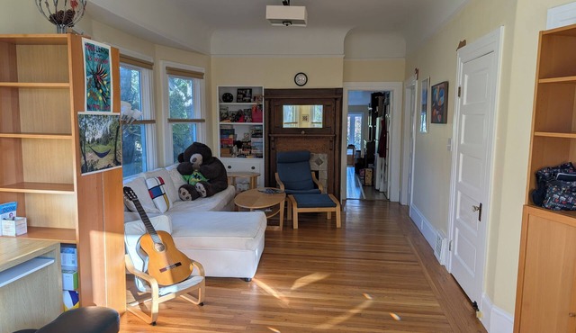 Urban Oasis spacious 2 bedroom plus separate studio