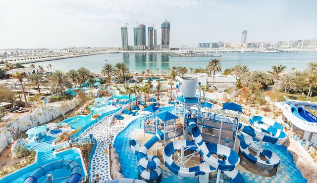 Urban Panda Hostel JBR Dubai