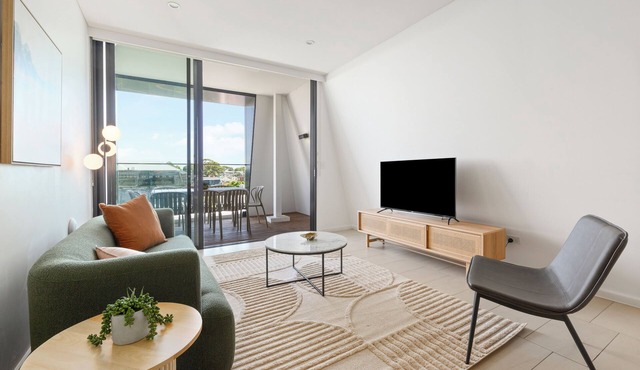 Urban Rosa Modern Escape near Sydney Uni and Markets