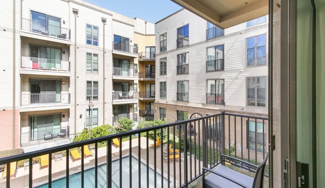 Urban Stylish 1BR 52 : Way to unwind and relax