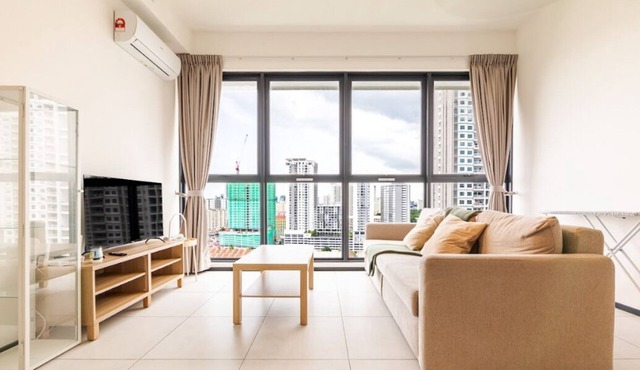 Urban Suites Georgetown Penang 6pax 3BR Family Cozy Homestay