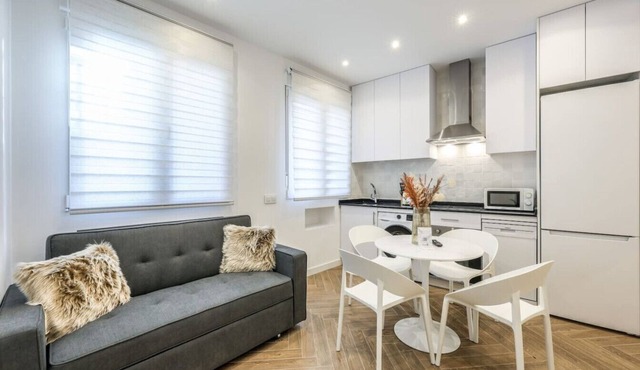 Urban Tranquility in Madrid with Modern Comforts