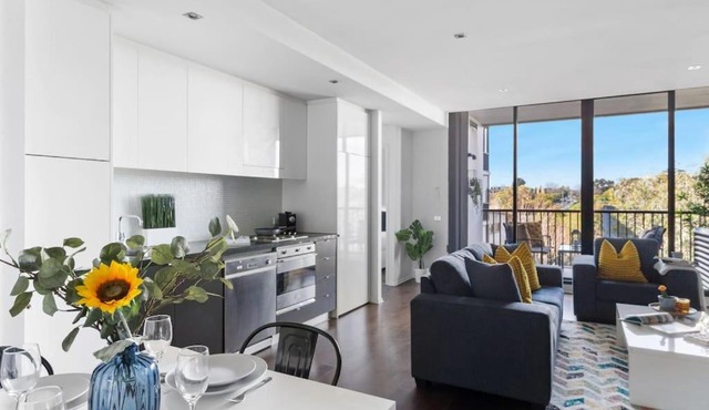 Urban Uptown: Stylish Richmond