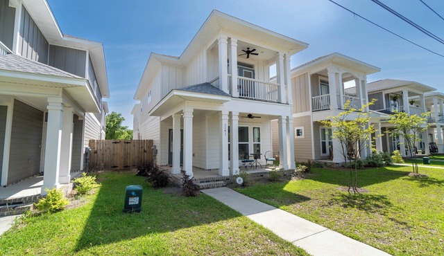 Urban Vista & Flat | Family Friendly