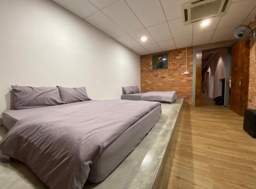 UrbanStay Industrial