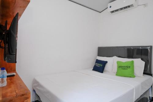 Urbanview Bimo Homestay near Sindu Kusuma Edupark Yogyakarta