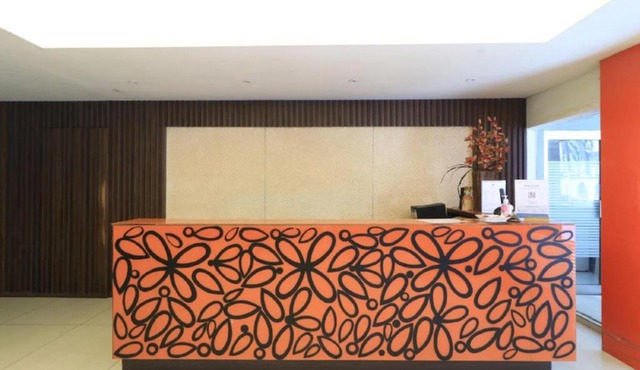 Urbanview Mroom PH Kemang