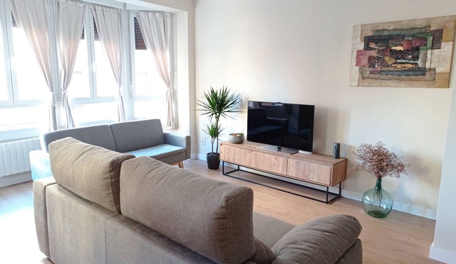 URDAIHOME APARTMENT