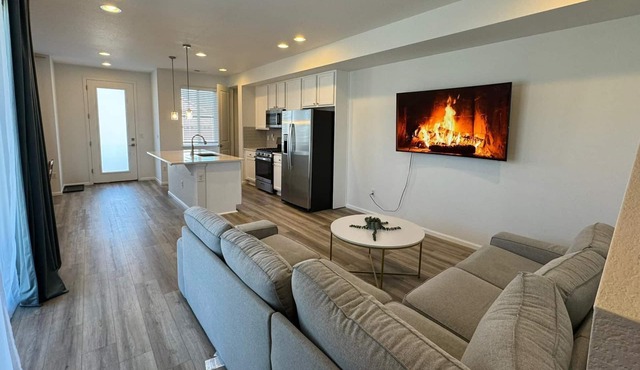Uriah Haven, cozy Family-Friendly townhouse