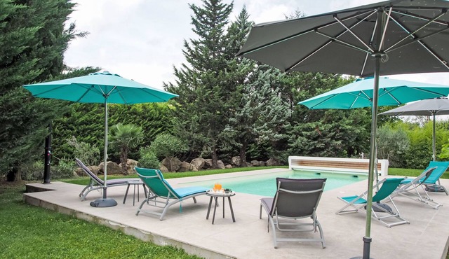 Urlaub im Süden zwischen Meer und Bergen by Interhome