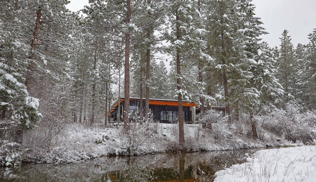 Ursa Minor – Spacious 4BR Retreat near Mazama