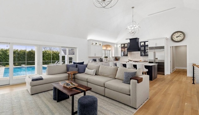 US Open Luxury Retreat - Heated Pool +10 Min Drive to Shinnecock Golf Course