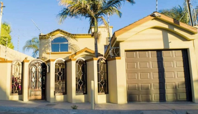 USA Otay Border-1 min from the US border