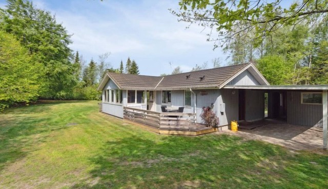 "Uta" - 500m to the inlet by Interhome