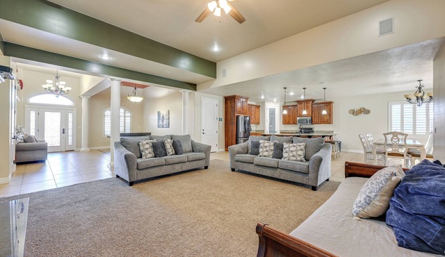 Utah Retreat w/Heated Pool, Grill & Fire Pit!