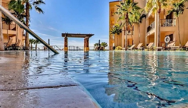 Utilities included beautiful condo with Sunset over the Lake