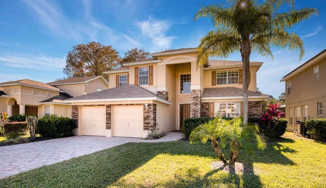 UTOPIA-10 mins Disney, UPGRADED Pool/Spa,Games Room, WIFI,Gated Community