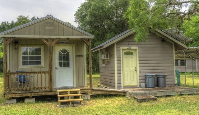 Utopia Bunkhouse