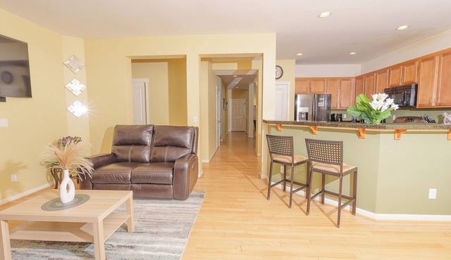 Utopia Luxury Stay - Lake Tapps