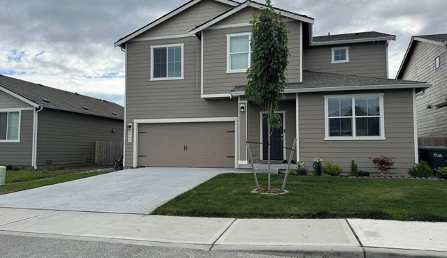 Utopia Luxury Stay - North Puyallup
