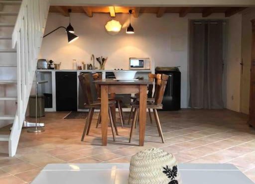 Uzès proche,charmant pied a terre avec terrasse