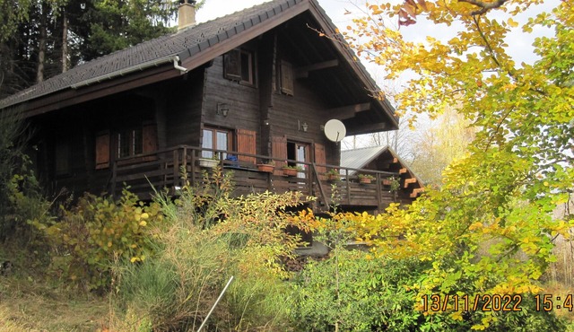 Véritable Chalet de Montagne, en Pleine Nature en Lisière de Station de ski