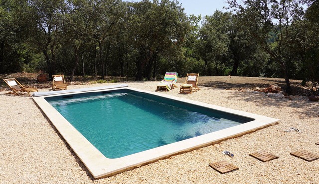 Vacation in the vineyard: House for 6 with swimming pool