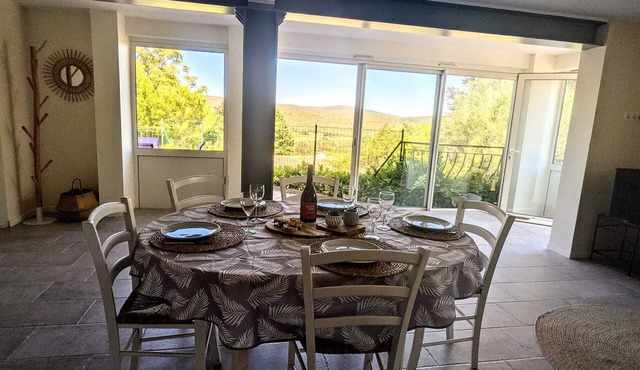 Vacation home on a road lined with olive trees and close to the Ceze river.