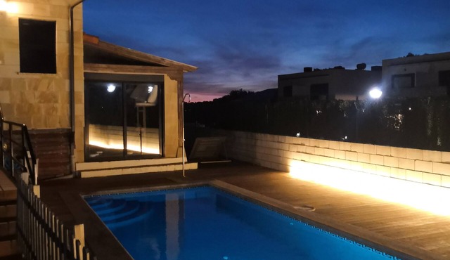 Vacaciones Perfectas en Chalet con Piscina Privada