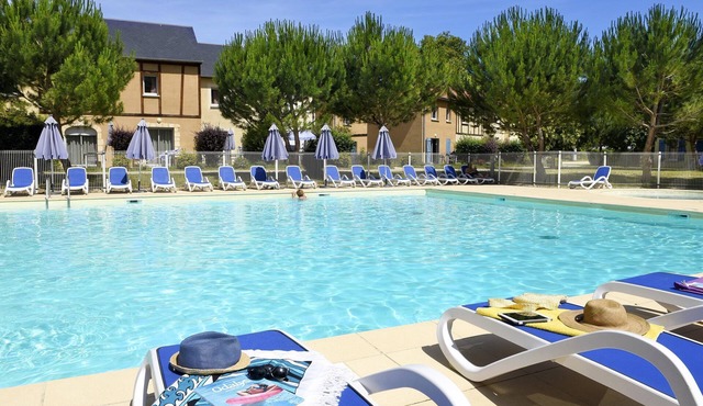 Vacances à Montignac | Accès Piscine !