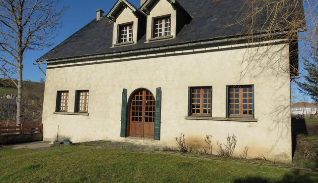 VACANCES VERTES DANS LE CEZALLIER A 25 KMS DU LIORAN