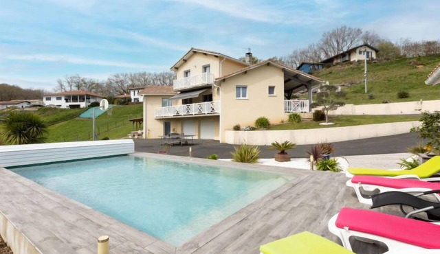 Vacation home Lesgau by Interhome