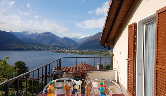 Vacation apartment/apartment for 4 guests with 55m² in Gambarogno (116693)