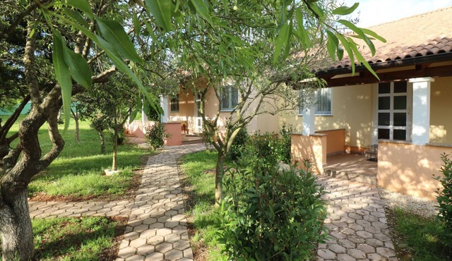 Vacation apartment Bungalow Melisa 5 with pool