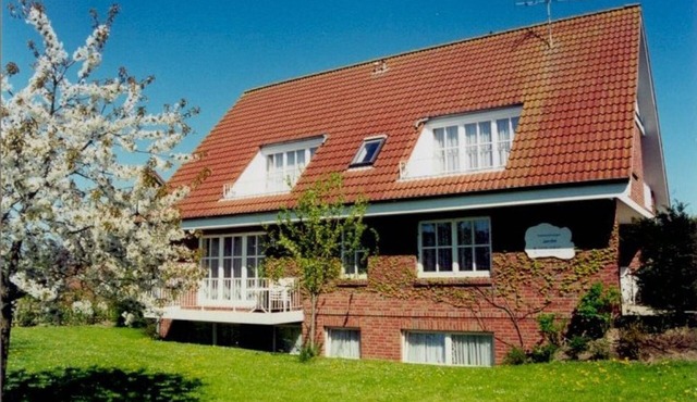 Vacation apartment for 2-4 pers. between forest and waves in Kellenhusen