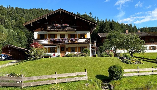 Vacation apartment Stephanie & Claus Sennhofer, Kreuth - Ferienwohnung Stephanie & in Kreuth