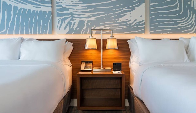 Vacation At its Finest! 4 Relaxing Units, Near Art, Dining & Oceanfront Parks