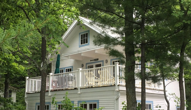 Vacation at "The Boat House", Private Beach, Near Harbor Springs