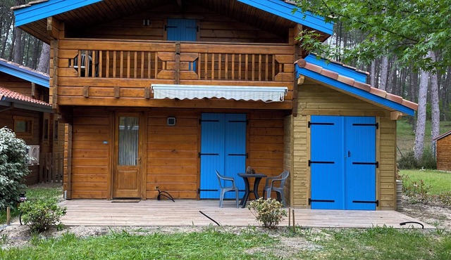 Vacation cottage near Mimizan