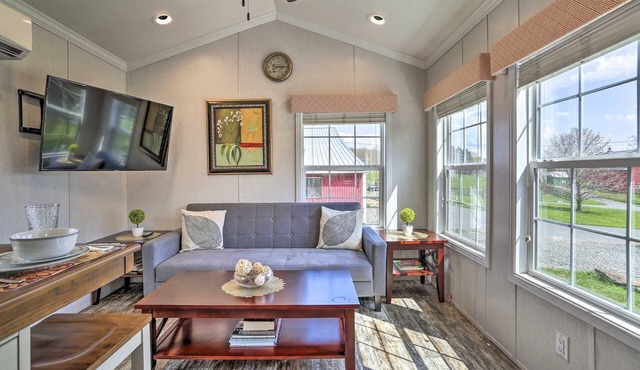 Vacation Cottage Getaway Close to Ski Mountain