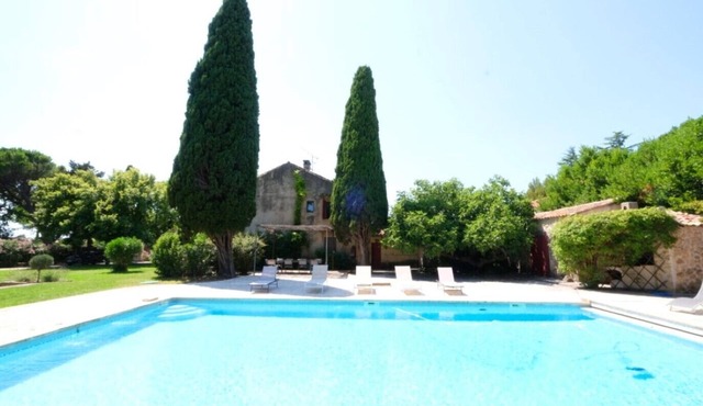 Vacation rental MAUSSANE LES ALPILLES LS1-301